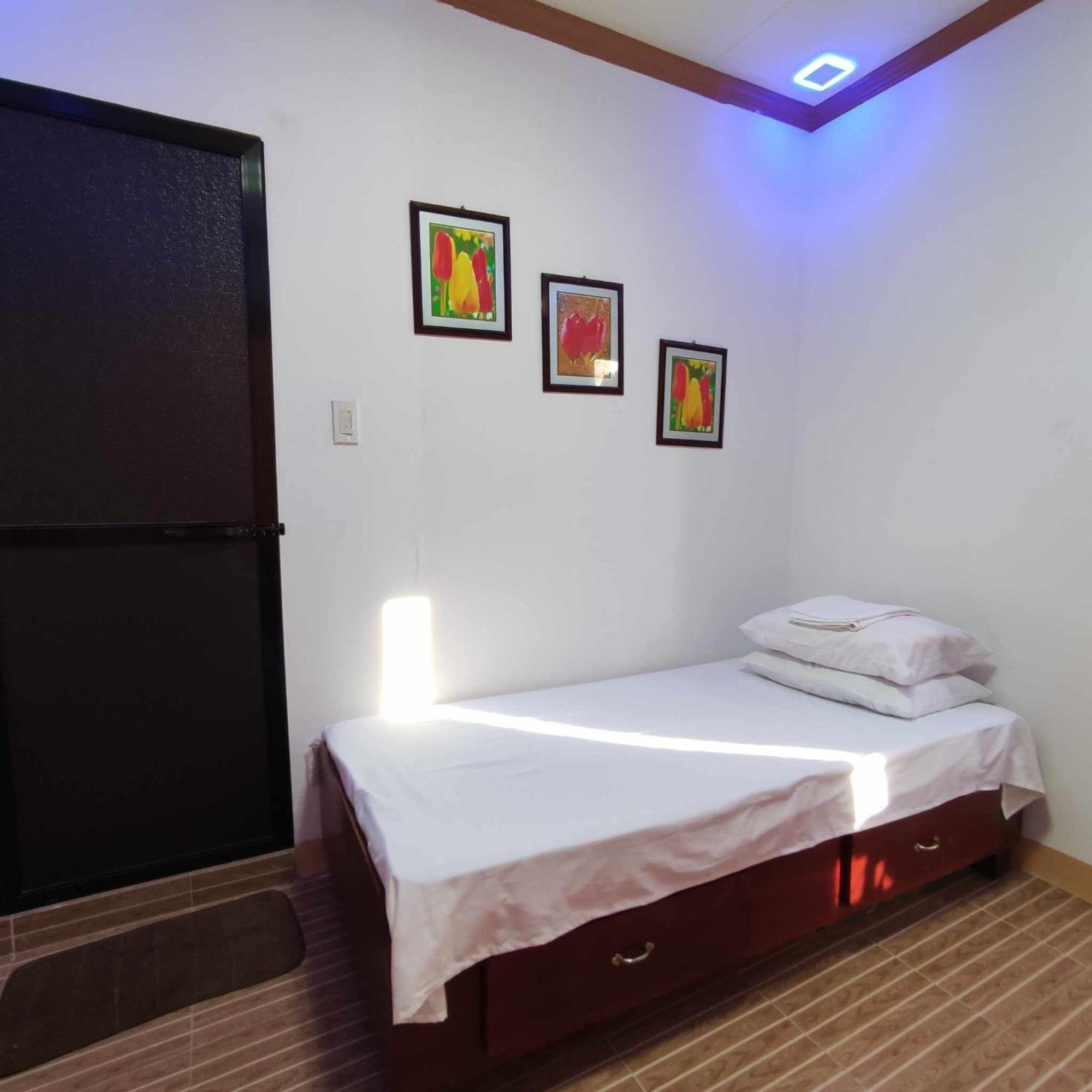 Zia Homestay Burgos  Pokoj fotografie