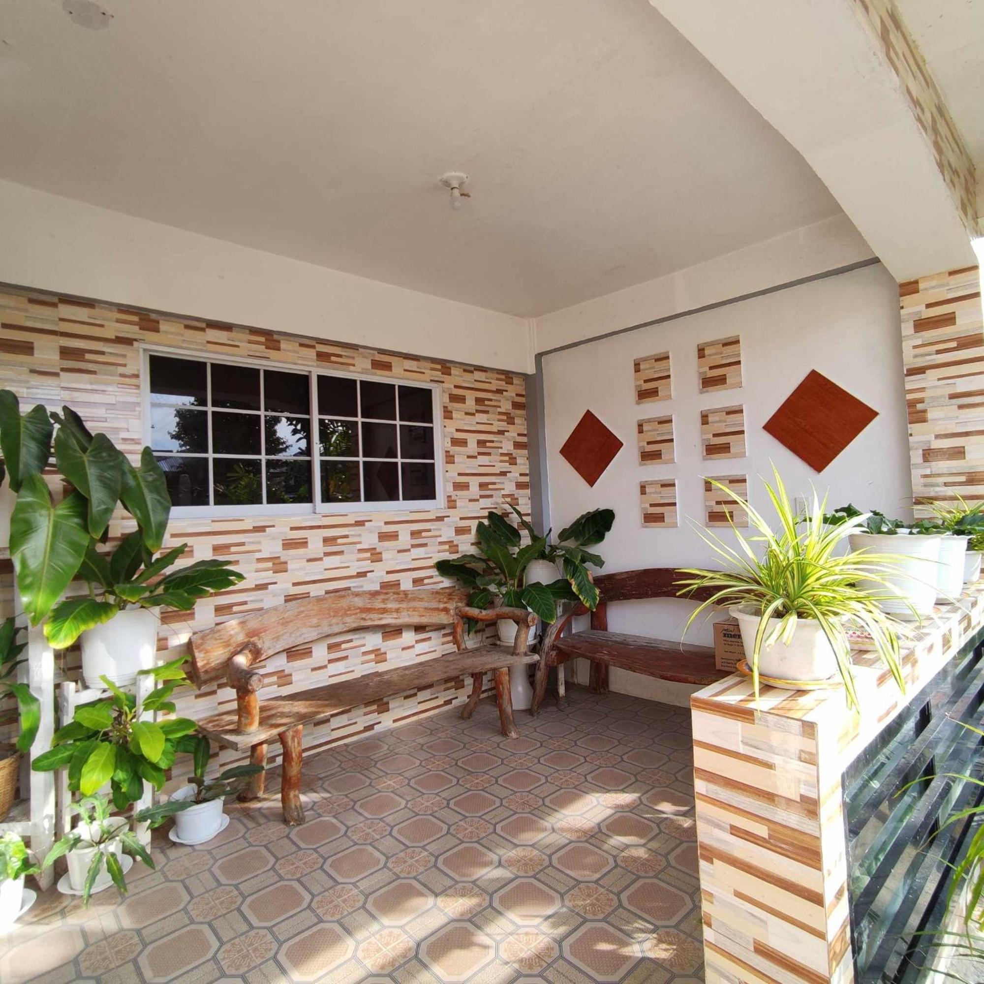 Zia Homestay Burgos  Exteriér fotografie