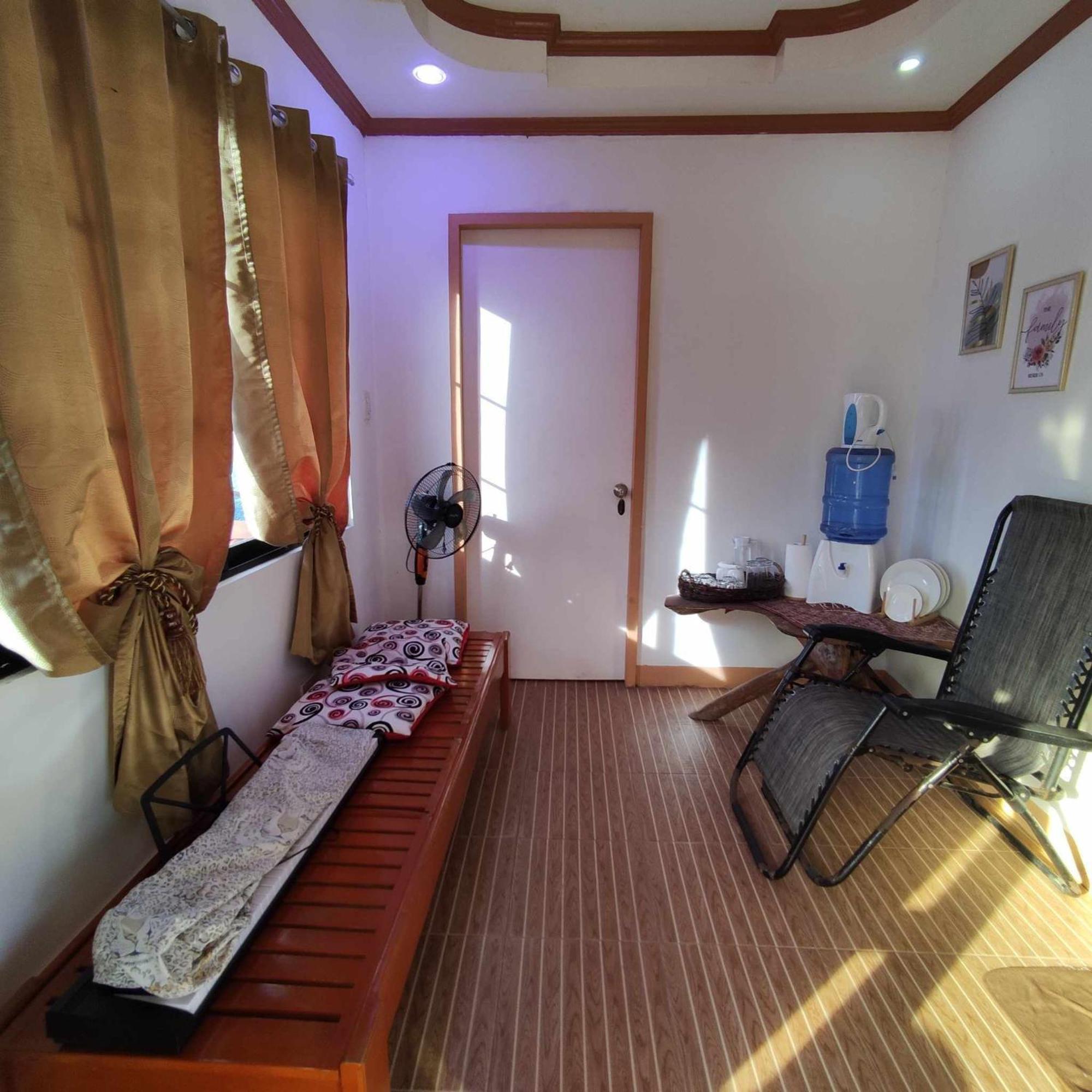 Zia Homestay Burgos  Exteriér fotografie